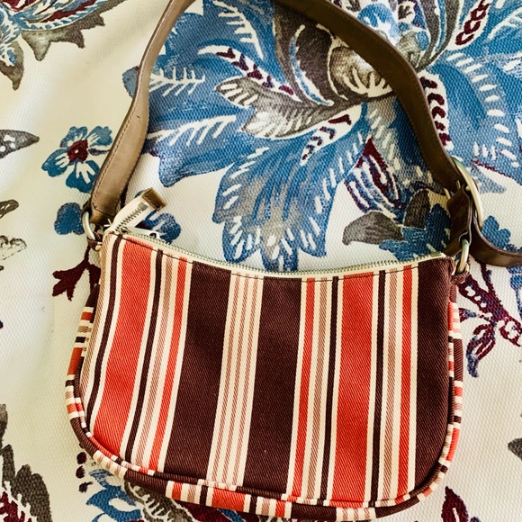 Marc Jacobs Handbag - Picture 5 of 8